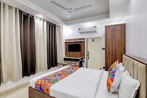 Fabhotel Groom Room