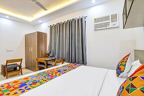 Fabhotel Expo Centre Inn