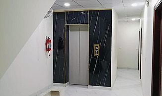 Fabhotel Radha Madhav