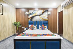 Fabhotel Happy Residency
