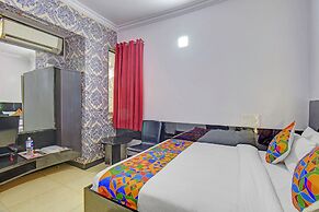 Fabhotel Silver Star