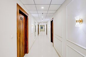 Fabhotel The Elegant