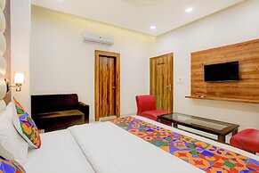 Fabhotel The Elegant