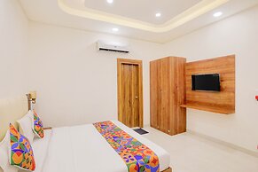 Fabhotel The Elegant