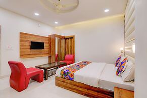 Fabhotel The Elegant