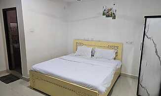 Fabhotel Moon Stay Inn