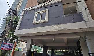 Fabhotel Moon Stay Inn