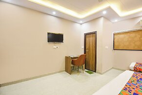 Fabhotel Kanchan Palace