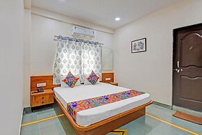 Fabhotel Kanak Executive