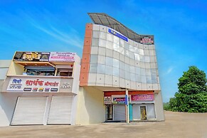 Fabhotel Kanak Executive