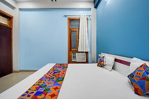 Fabhotel Sunshine Inn