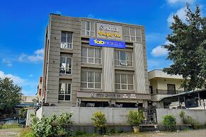 Fabhotel Delight Inn