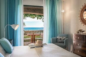 Hôtel La Pinède Plage