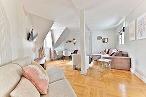 Appartement rue de la Pompe