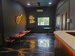 Mansarovar Bungalows