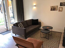 Beautiful Lodge Near Beach