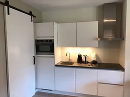 Beautiful Lodge Near Beach