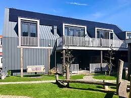 Beautiful Lodge Near Beach