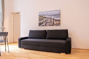 Affordable 2BR Apartment in Vienna