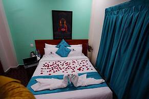 The Central Suites