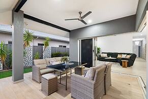 Zenhouse Solstice Designer 4-br Executive Retreat