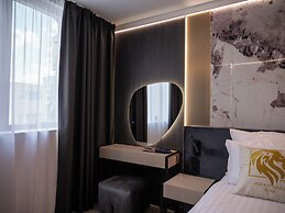 Aslan Gold Hotel