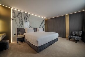 Aslan Gold Hotel