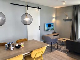 Beautiful Lodge Close to the Beach