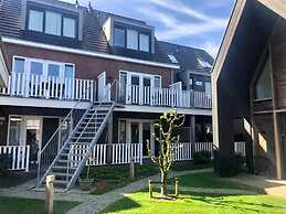 Beautiful Lodge Close to the Beach