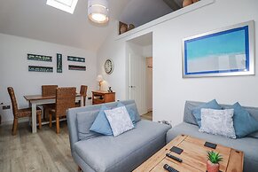 Cove Retreat