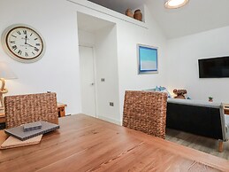 Cove Retreat