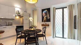 Rental in Rome Giulia Apartment