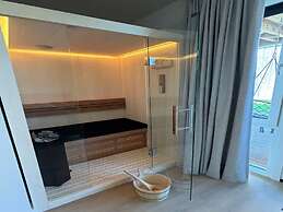 Lavish Lodge With Private Sauna