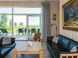 5 Star Holiday Home in Orsted