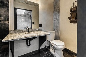 Rundle Suites