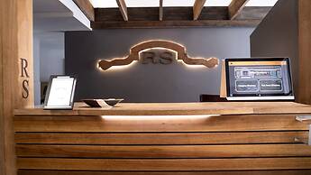 Rundle Suites