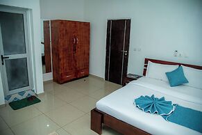 Eden Palace