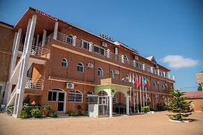 Eden Palace