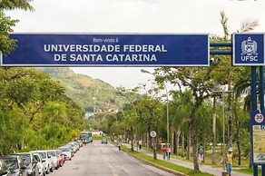 Studio em frente a UFSC e HU - CEN010