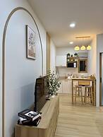 The Cozy Haus Airport