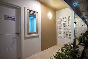 The Cozy Haus Airport