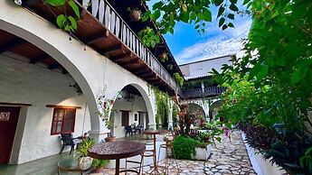 GARDEN HOTEL