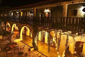 GARDEN HOTEL