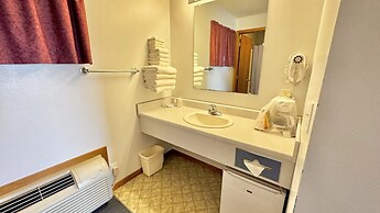 North Winds Lodge LLC