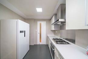 Tyms 3BR Duplex APT Xujiahui Shanghai