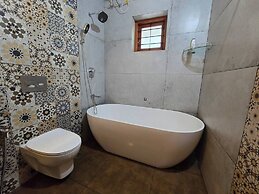 Acrewood Farmhouse - Pool Villa