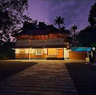 Acrewood Farmhouse - Pool Villa