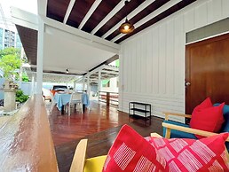 White & Green Boutique Homestay