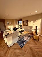 Brighton City View 3-bed Retreat