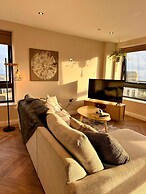 Brighton City View 3-bed Retreat